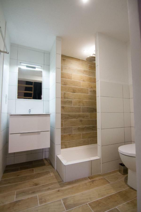 Loft Stories * Baix